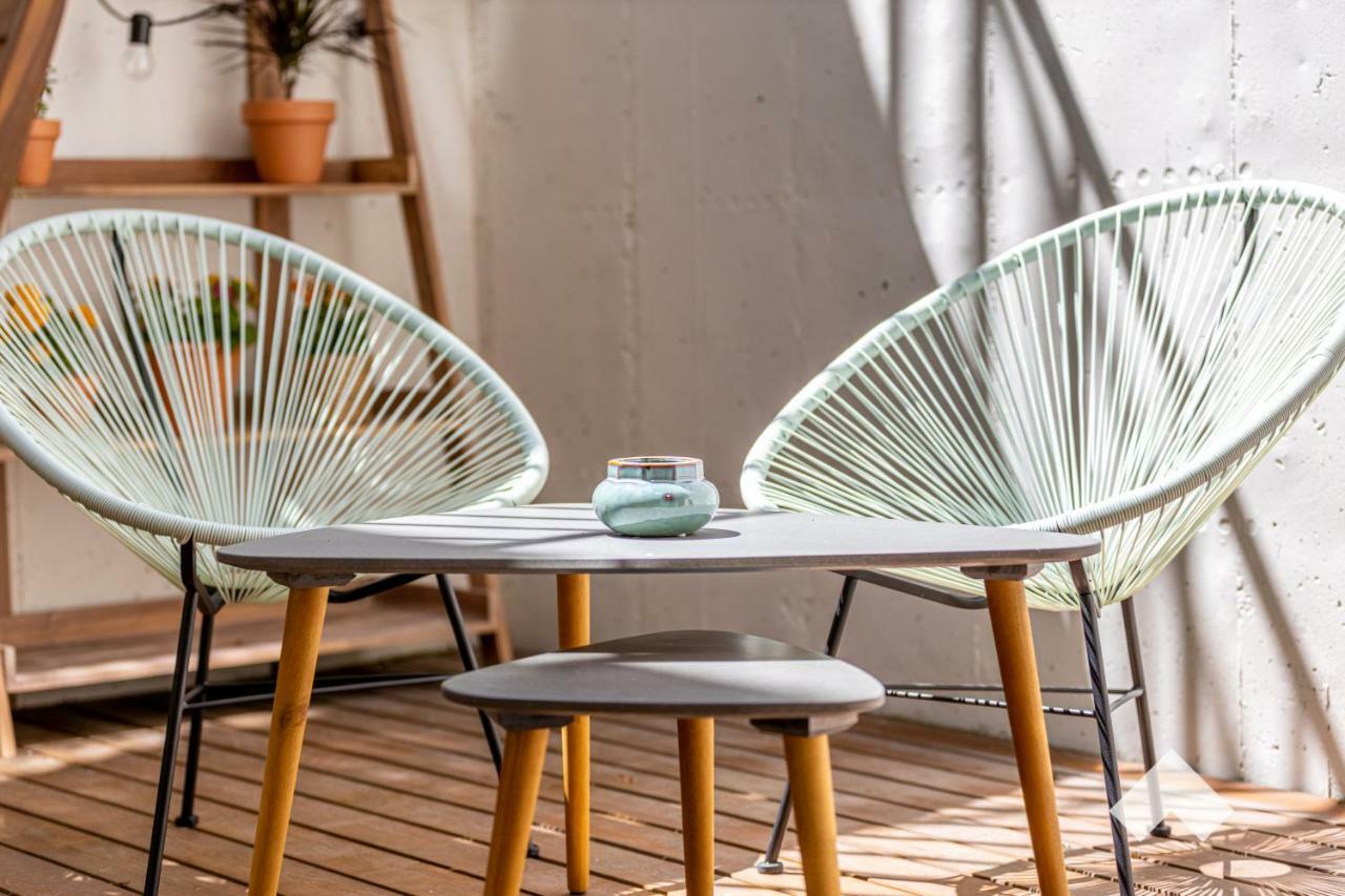 Artsy Retreat In The Heart Of Portoアパートメント エクステリア 写真