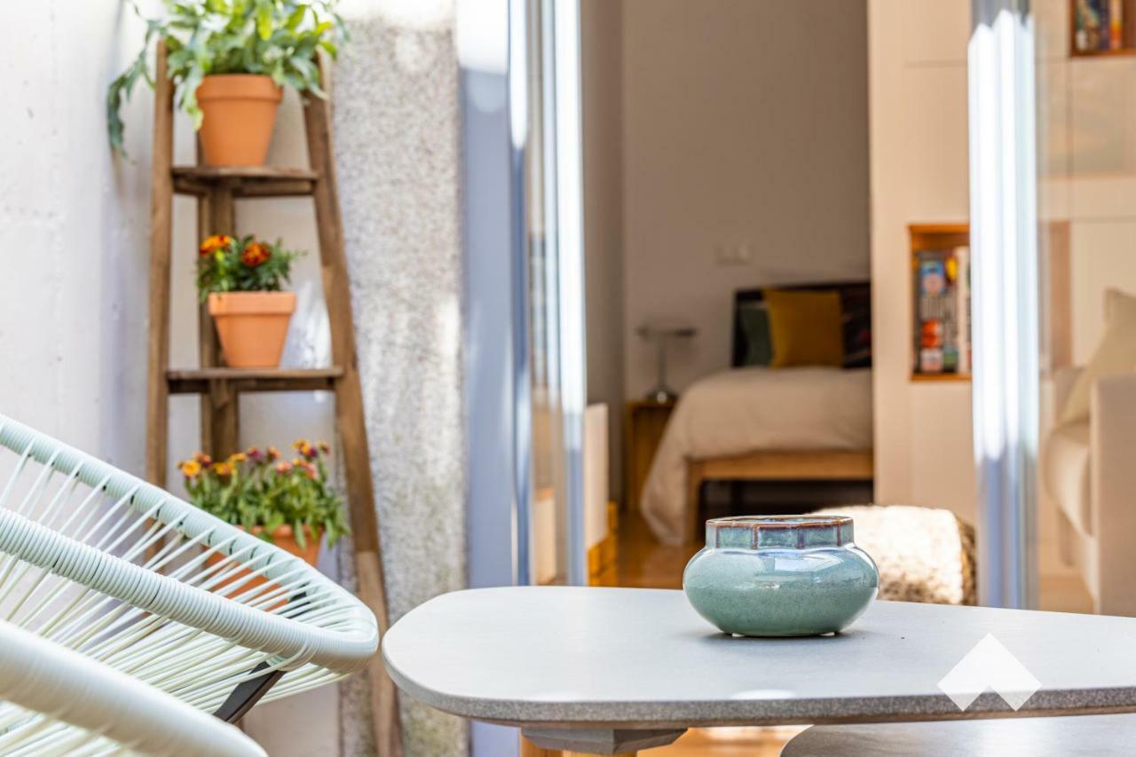 Artsy Retreat In The Heart Of Portoアパートメント エクステリア 写真